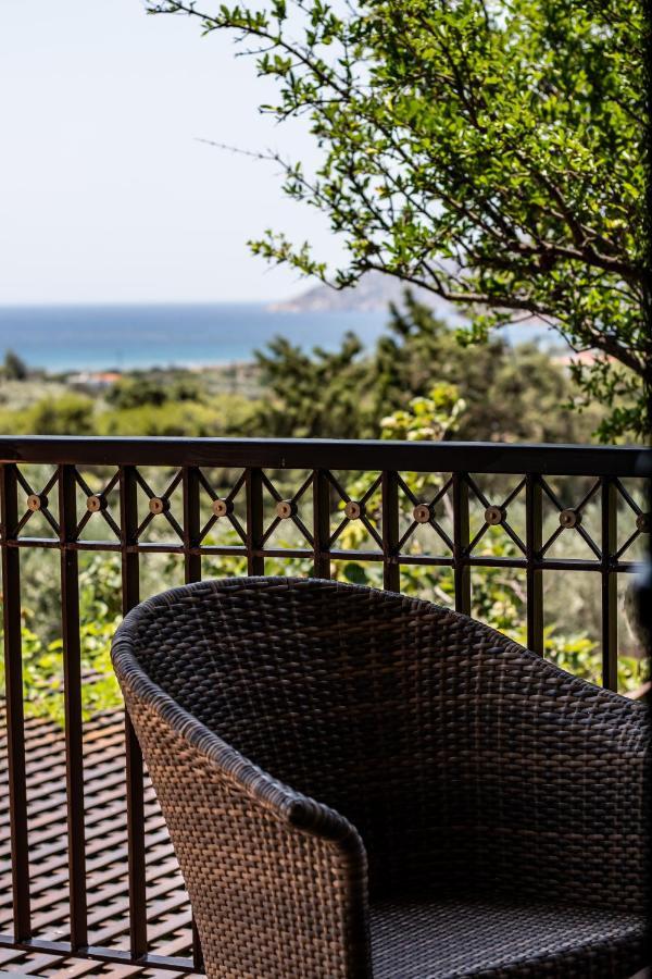 Villa Sounio 수니언 외부 사진